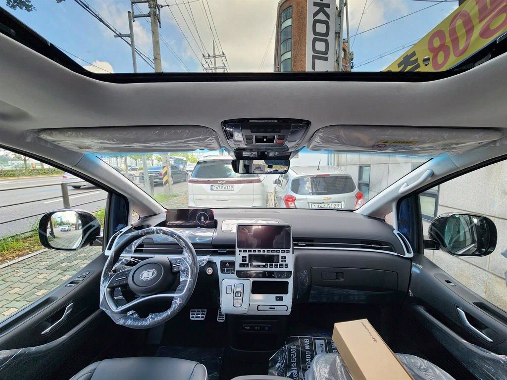 HYUNDAI Staria 2025 Negro - Importación desde Corea - HF Imports Iquique - Foto 13