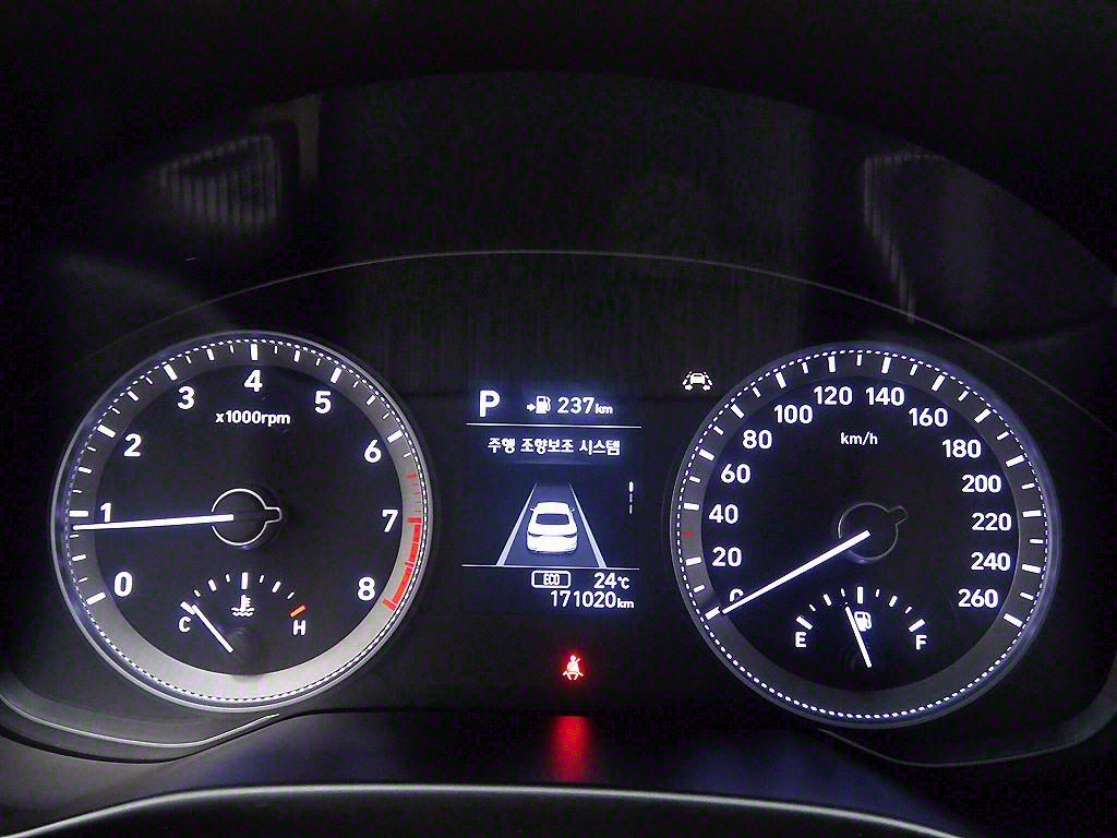 HYUNDAI Grandeur - Vista 11