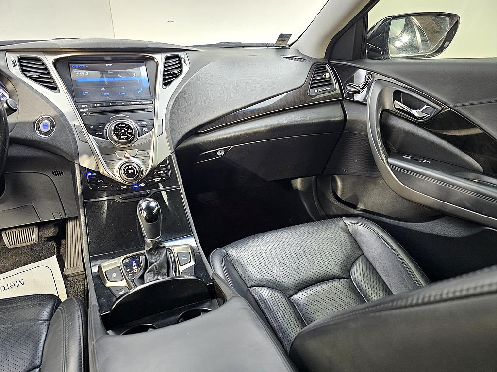 HYUNDAI Grandeur - Vista 10