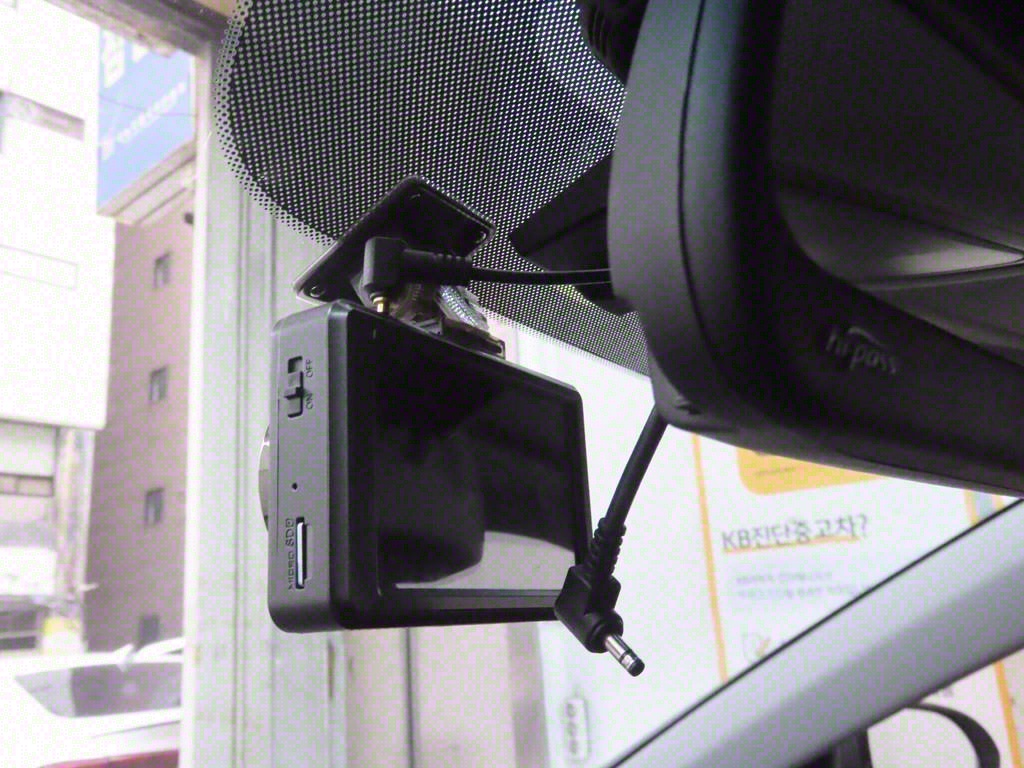 HYUNDAI Avante - Vista 11