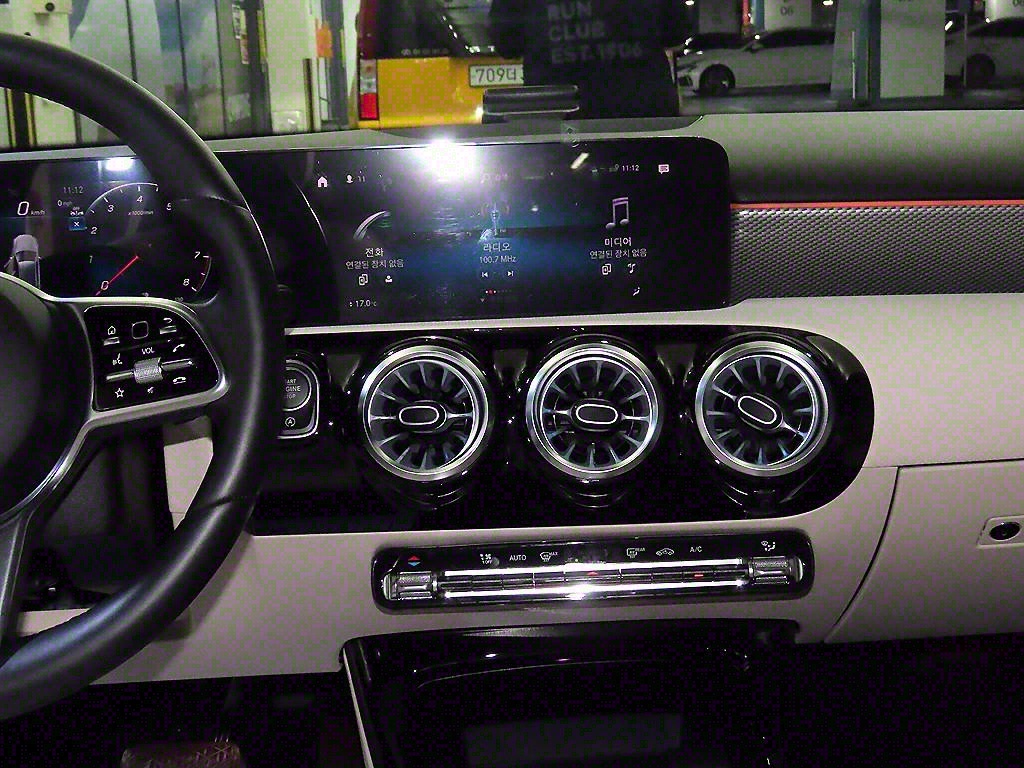 Mercedes Benz A Class - Vista 11