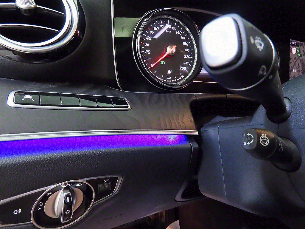 Mercedes Benz E class 2019 Plateado - Importación desde Corea - HF Imports Iquique - Foto 15