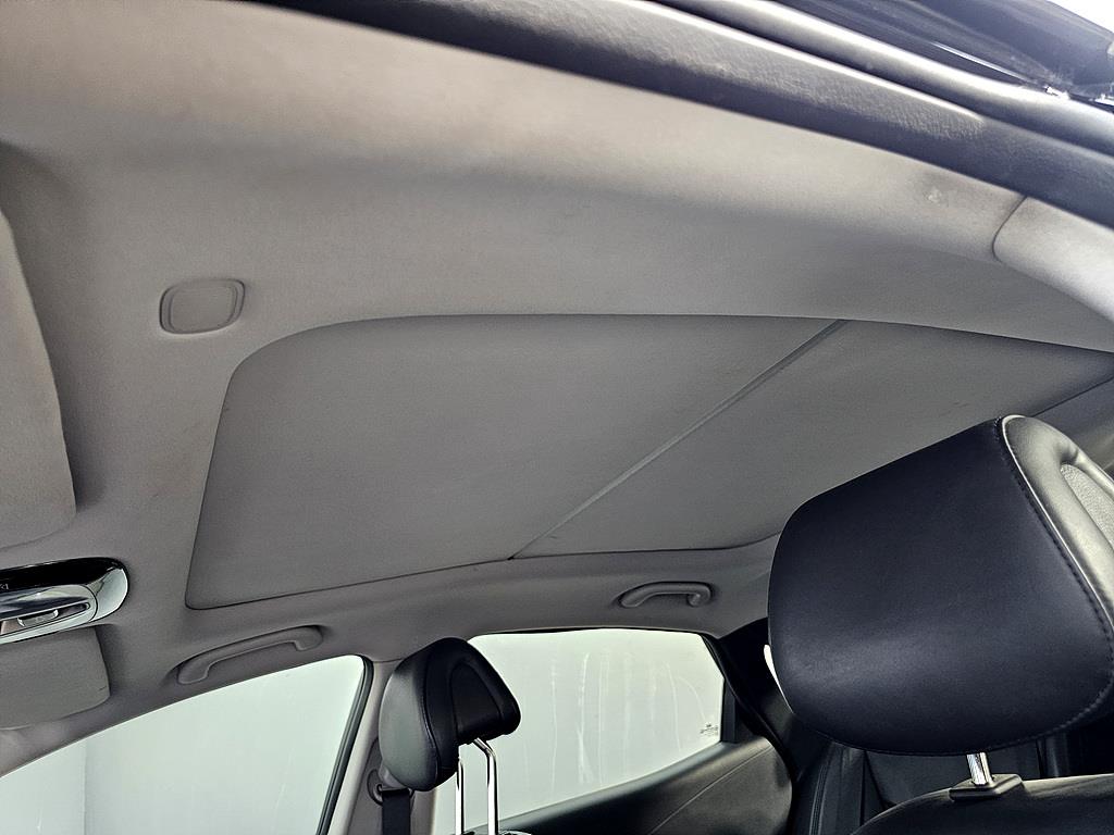 HYUNDAI Grandeur 2011 Negro - Importación desde Corea - HF Imports Iquique - Foto 14