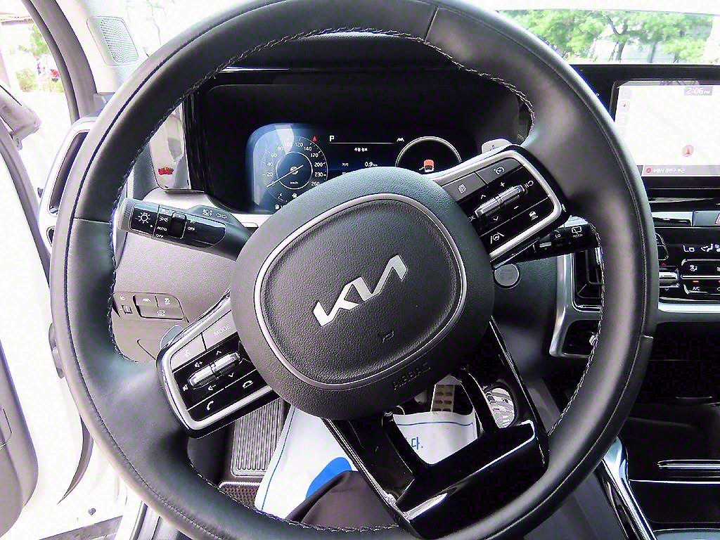 KIA Sorento - Vista 8