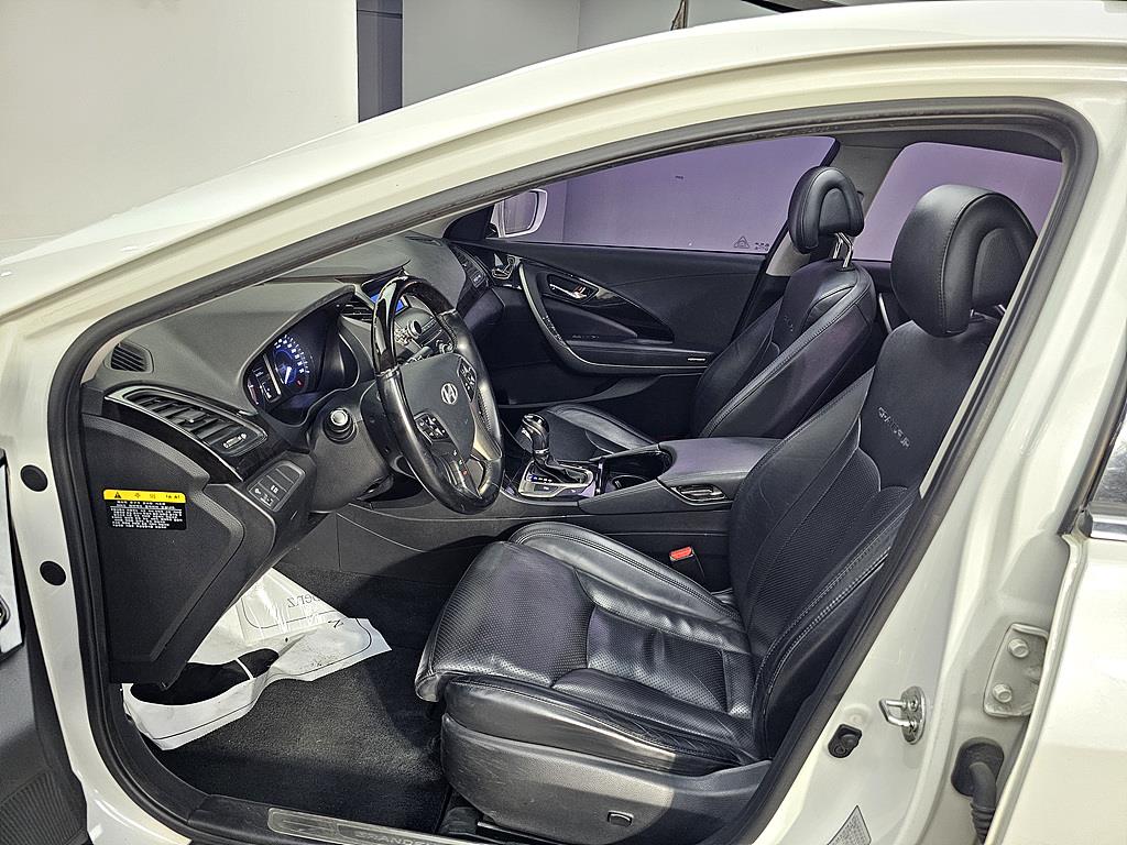 HYUNDAI Grandeur - Vista 8