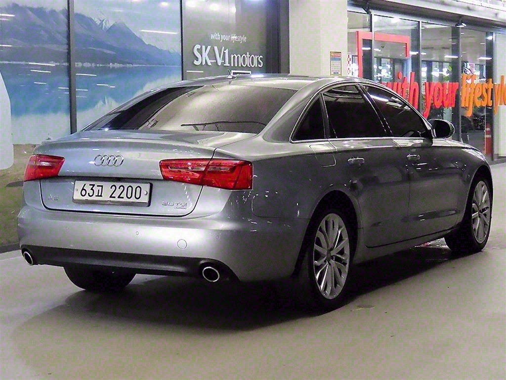 Audi A6 - Vista 4