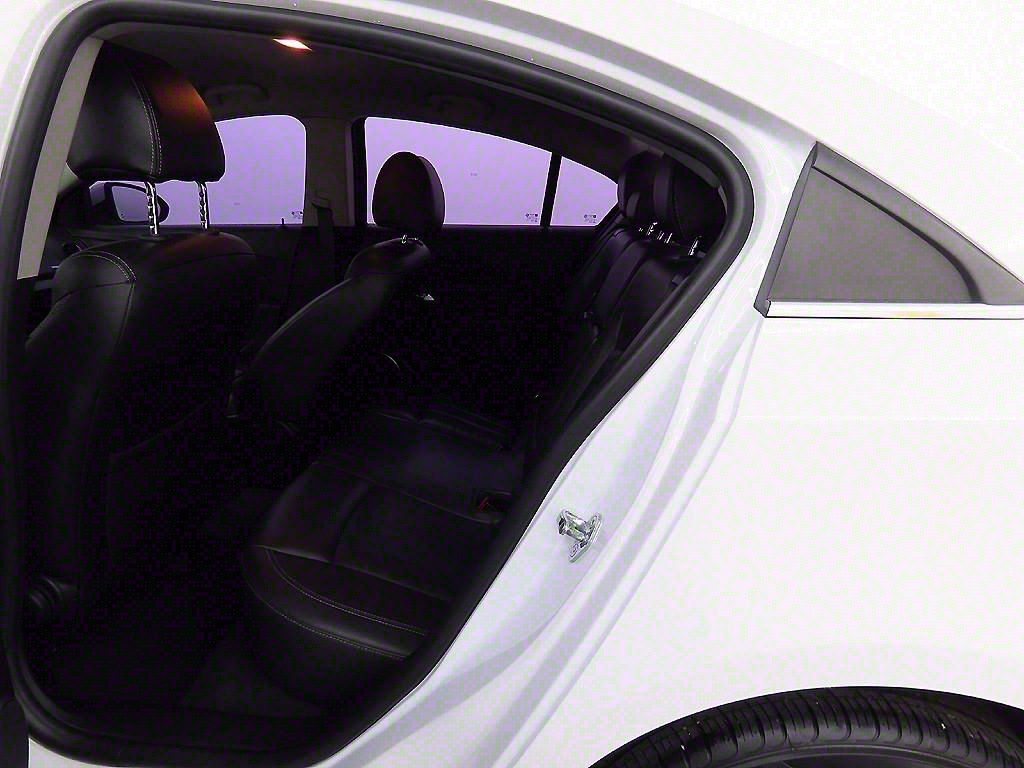 Chevrolet Cruise - Vista 6