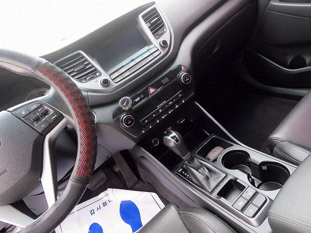 HYUNDAI Tucson - Vista 11