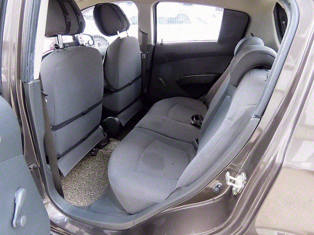 Chevrolet Spark - Vista 6