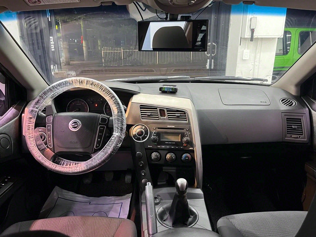 Ssangyong Korando - Vista 8