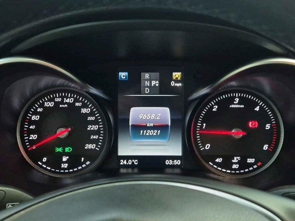 Mercedes Benz C Class - Vista 6