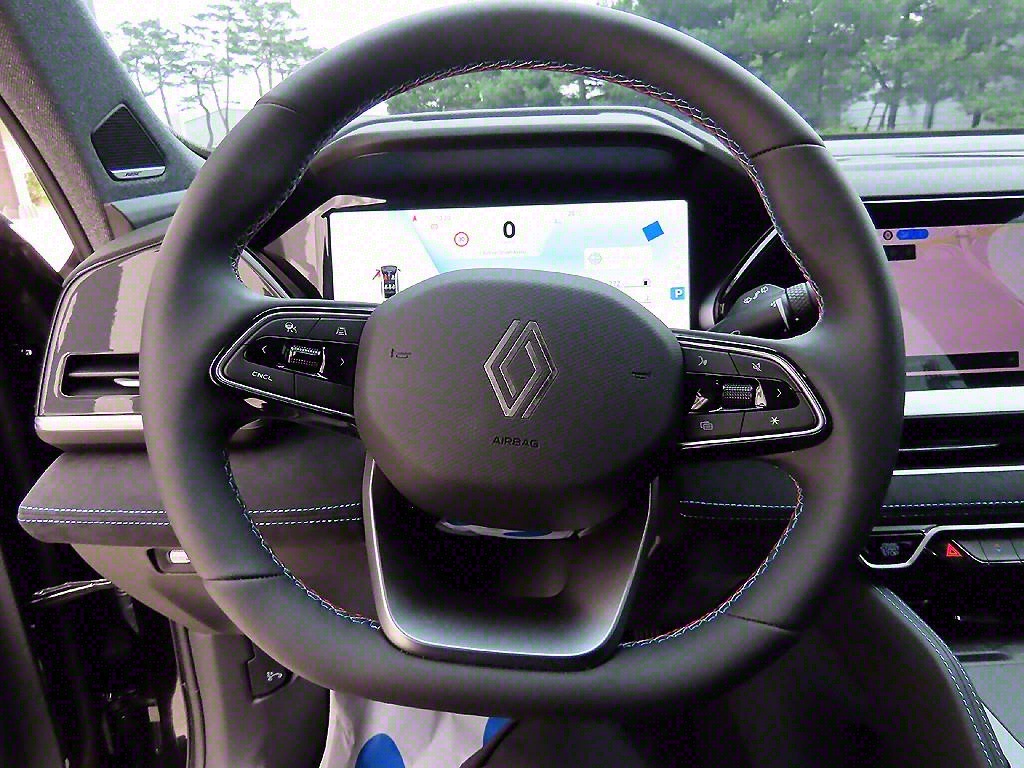 SAMSUNG Grand Koleos - Vista 8