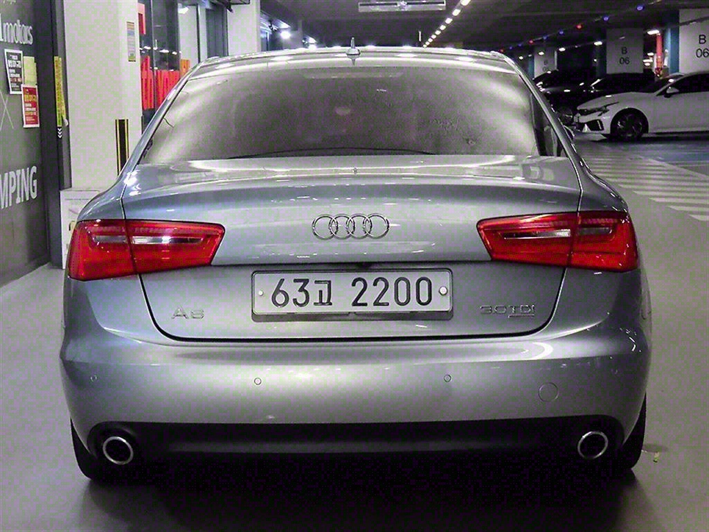 Audi A6 - Vista 5