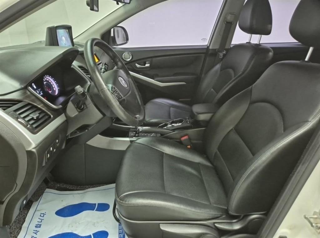 Ssangyong Korando - Vista 11