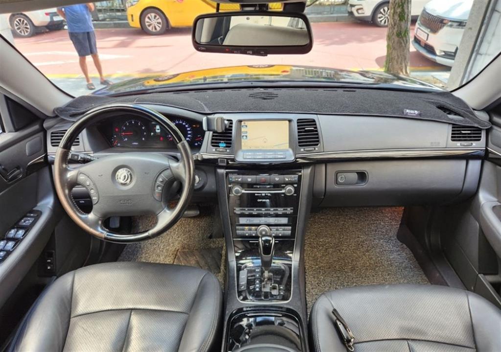 KIA Opirus - Vista 6