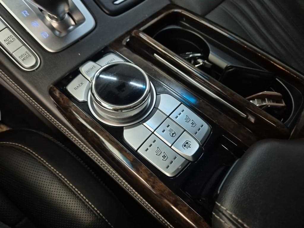 Genesis G90 2019 Negro - Importación desde Corea - HF Imports Iquique - Foto 18