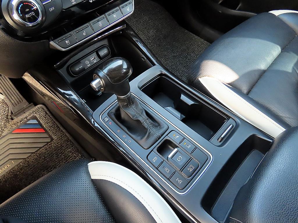 KIA Sorento - Vista 10