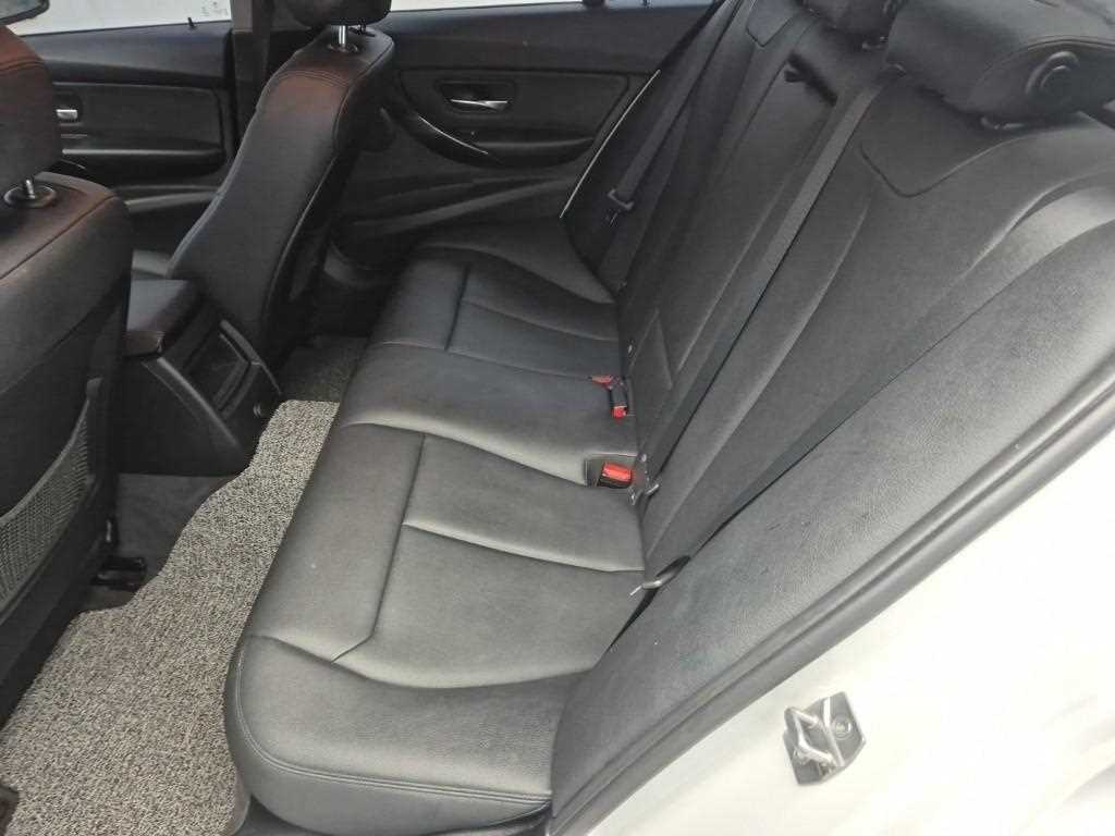 BMW 3 series - Vista 12