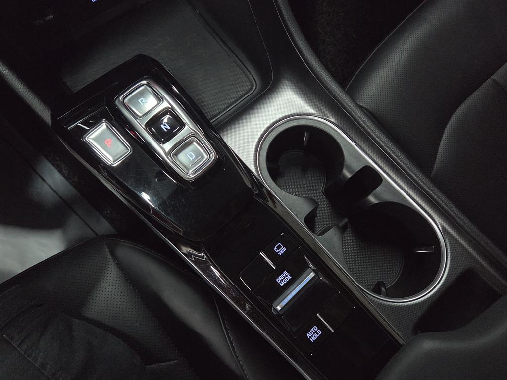 HYUNDAI Sonata - Vista 11