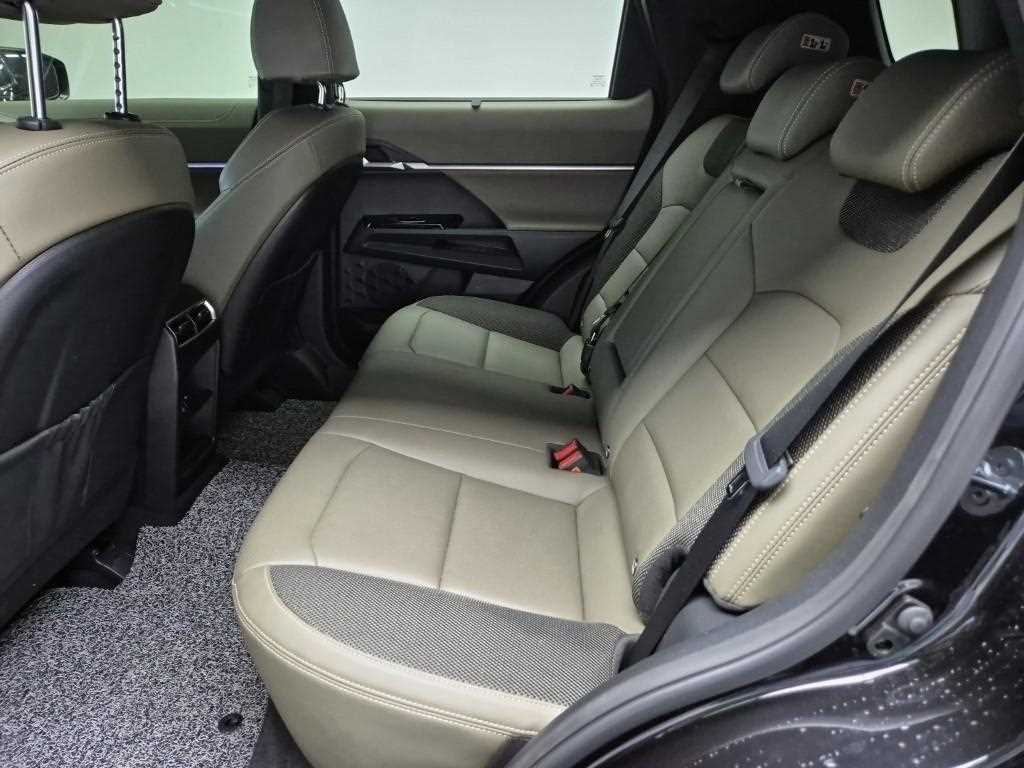 Ssangyong Torres - Vista 12