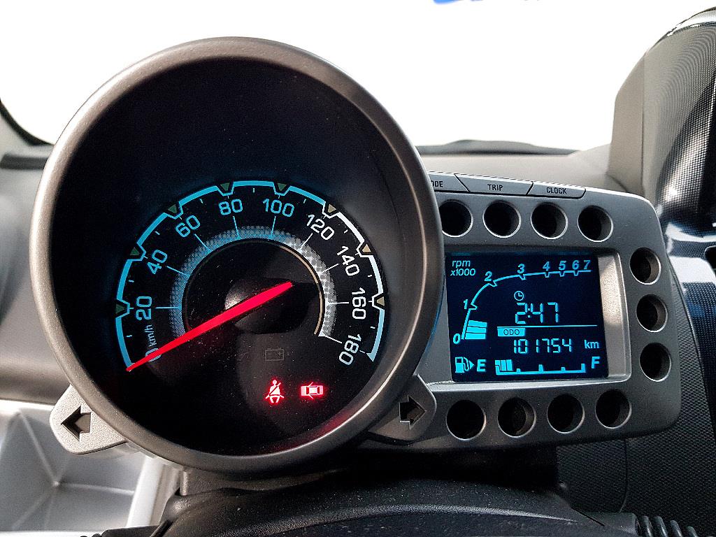 Chevrolet Spark - Vista 7