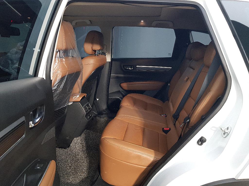 SAMSUNG QM6 - Vista 9