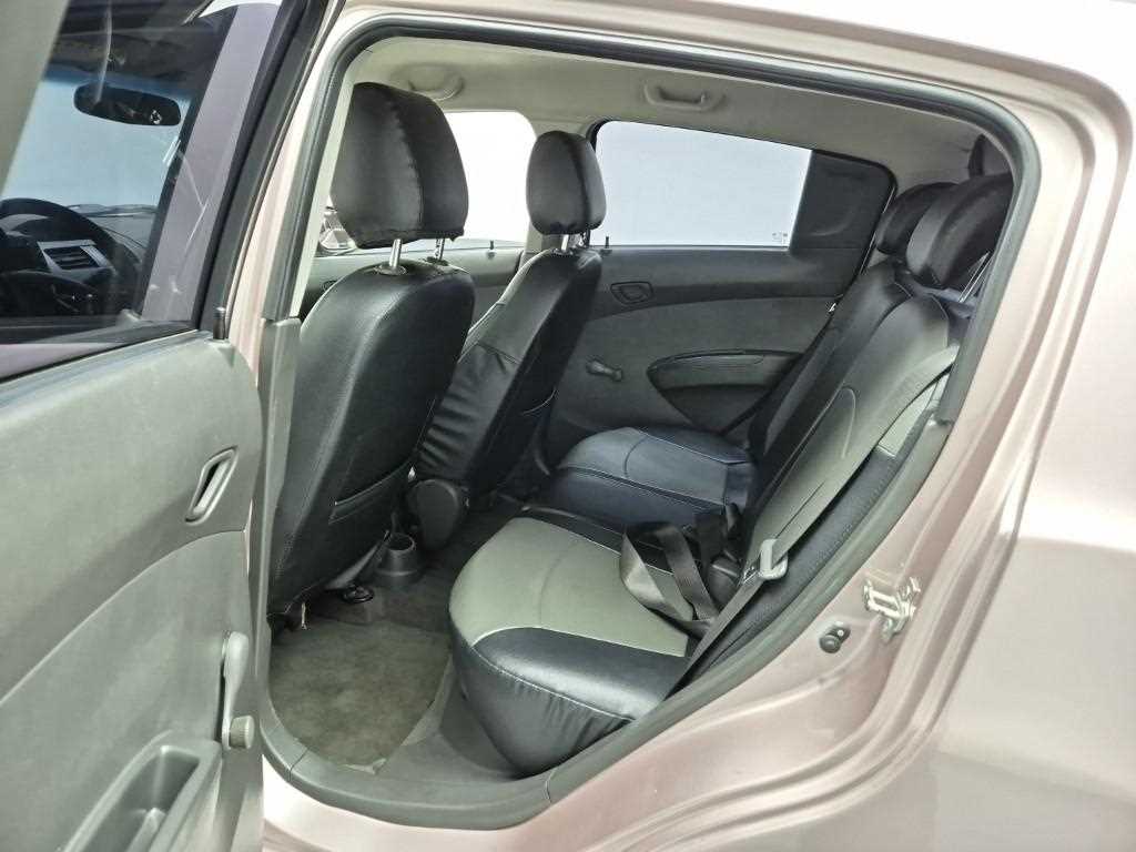 Chevrolet Spark - Vista 12