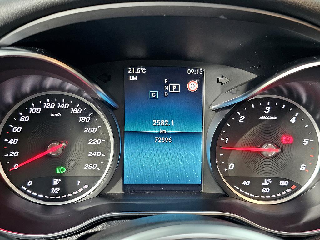 Mercedes Benz C Class - Vista 7