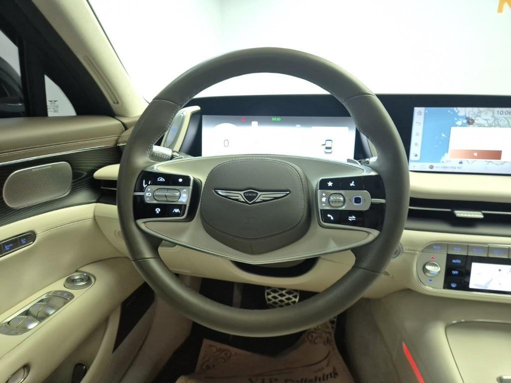 Genesis G90 - Vista 9