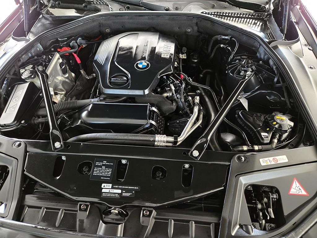 BMW 5 Series 2015 Negro - Importación desde Corea - HF Imports Iquique - Foto 18