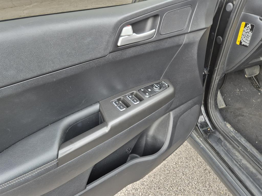 KIA Sportage 2016 Negro - Importación desde Corea - HF Imports Iquique - Foto 14