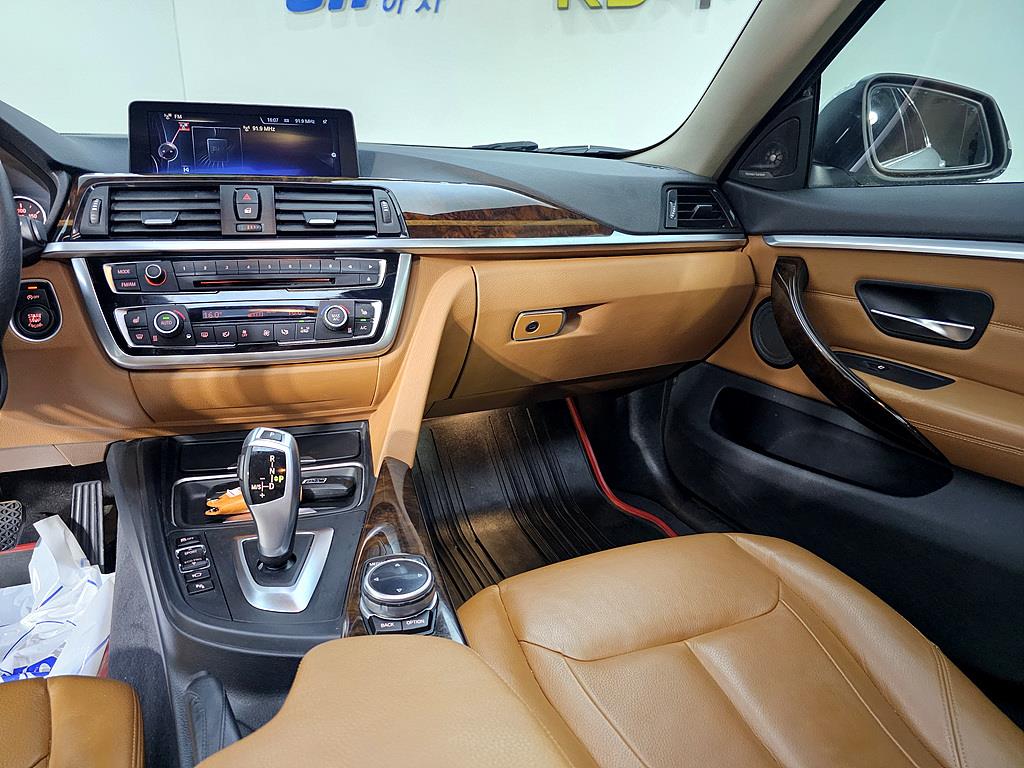BMW 4 Series - Vista 10