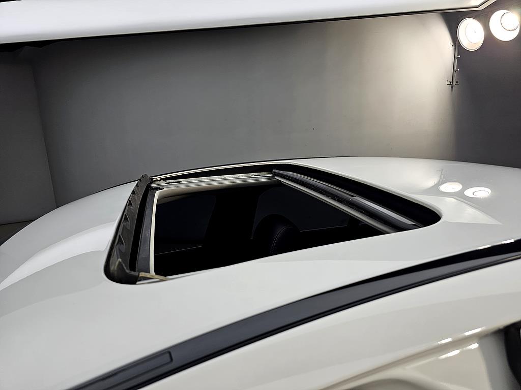 Mercedes Benz C Class - Vista 12