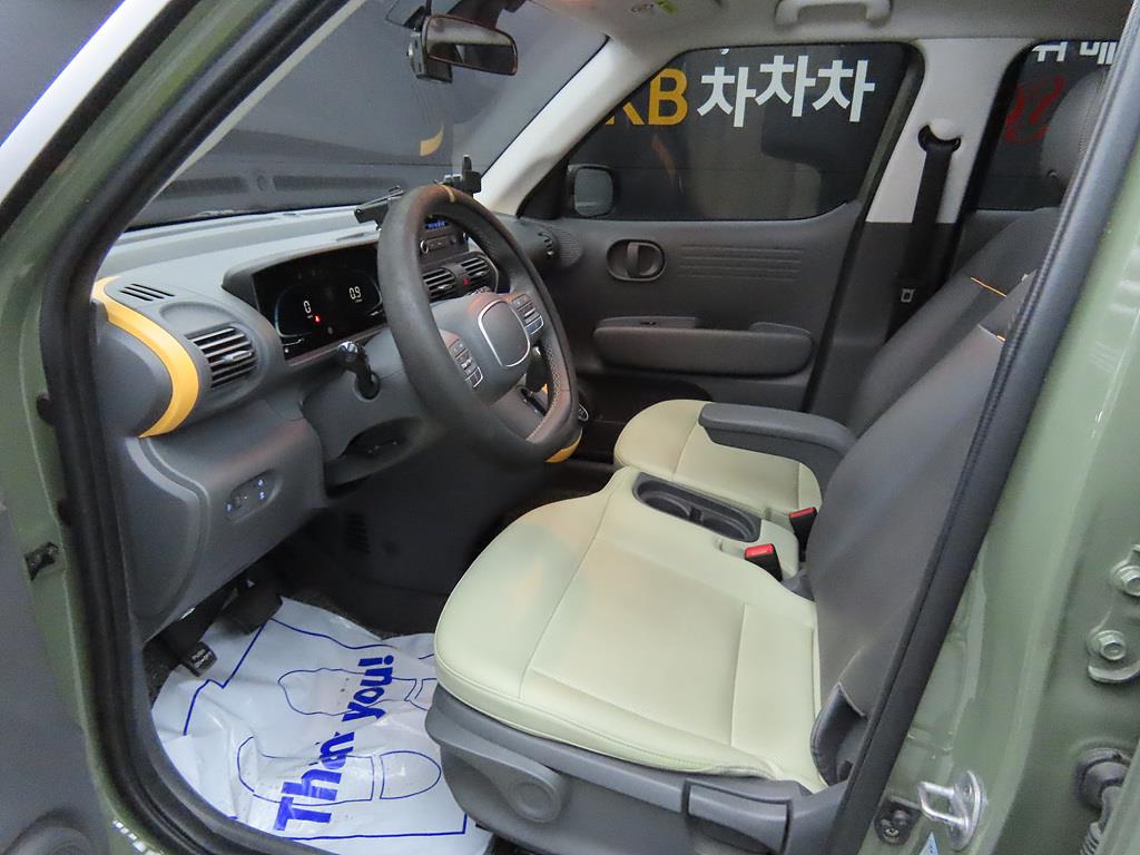 HYUNDAI Casper - Vista 5