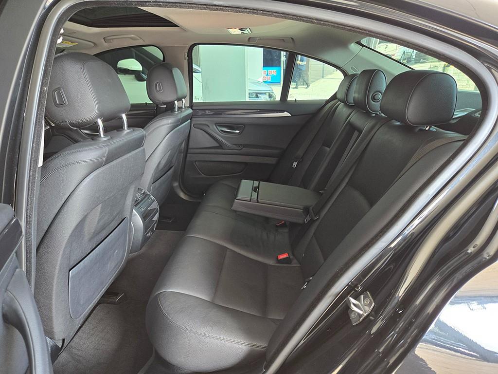 BMW 5 Series - Vista 6