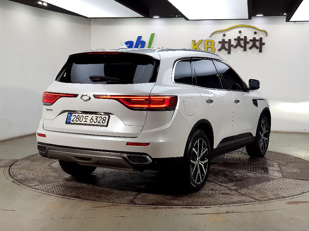 SAMSUNG QM6 - Vista 4