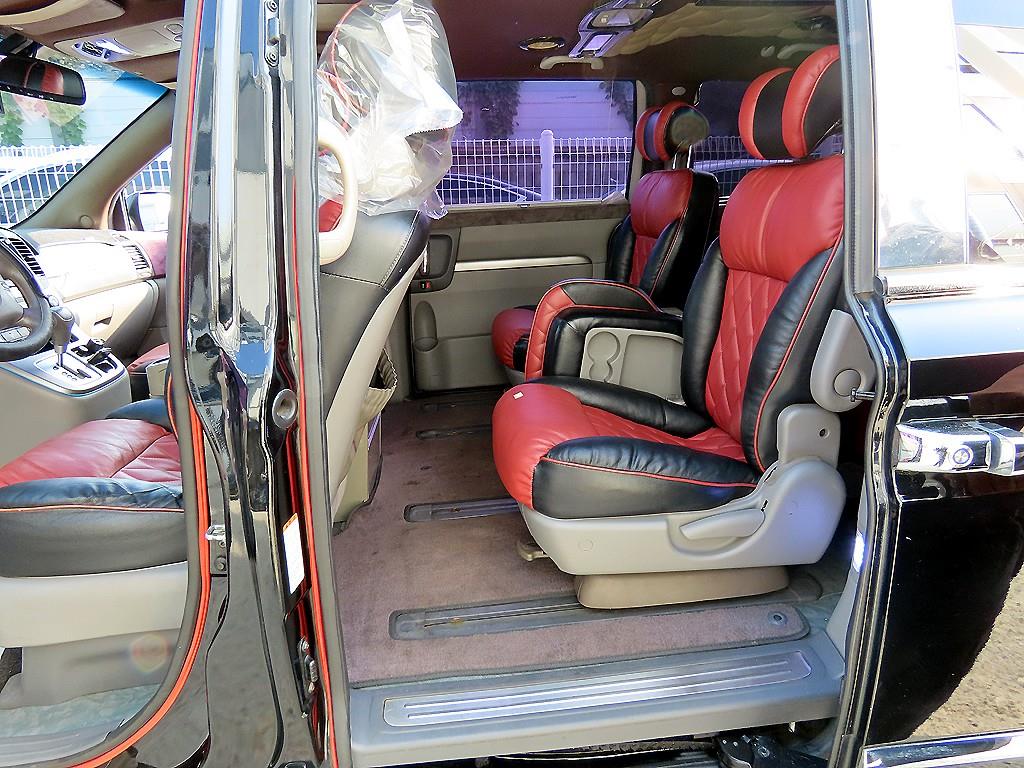 KIA Carnival - Vista 6