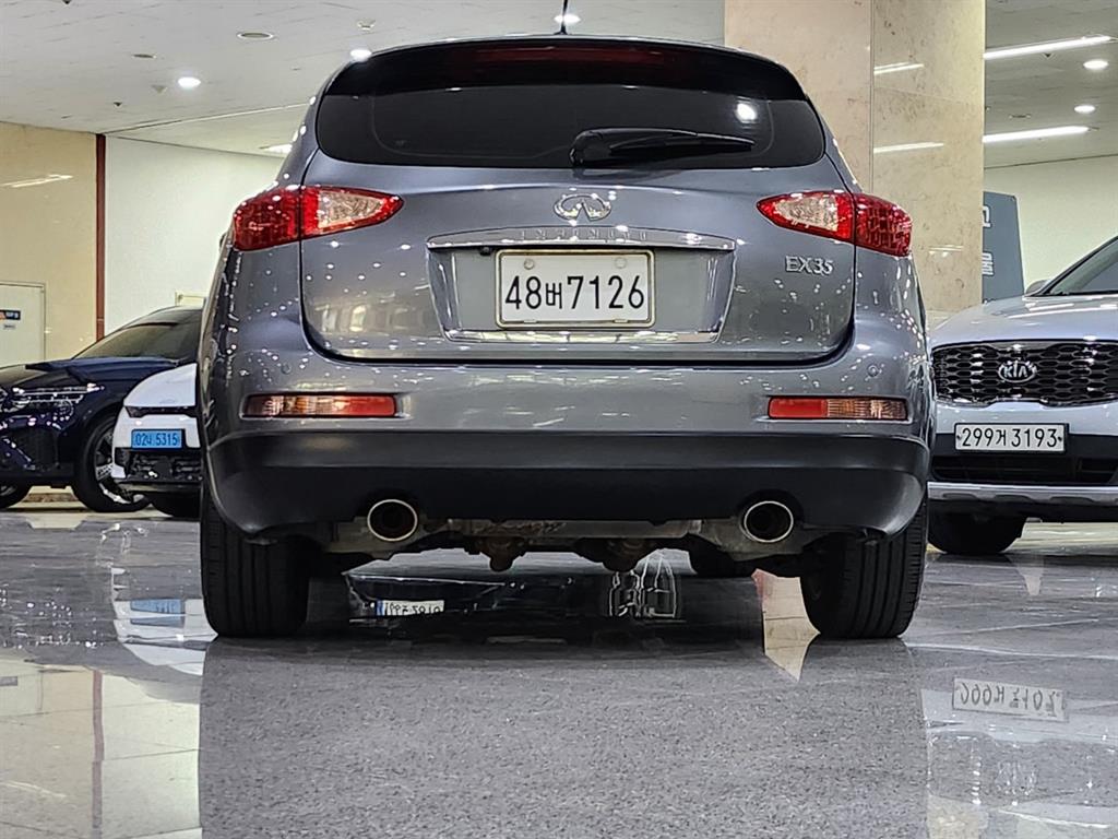 Infiniti EX - Vista 4