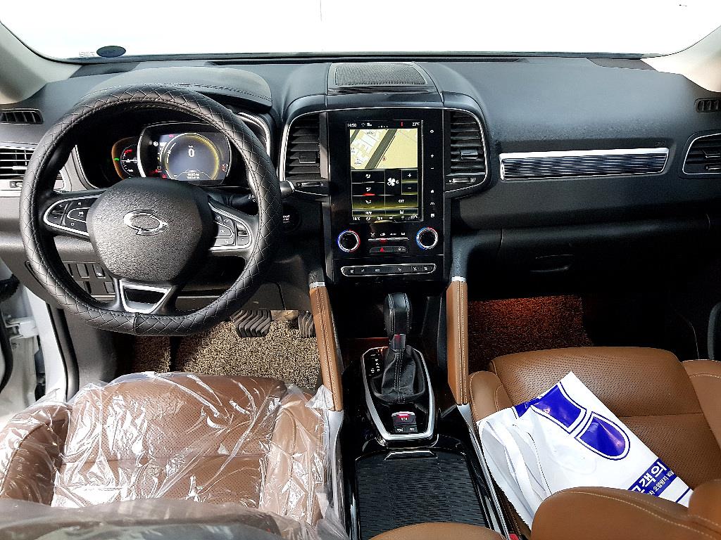 SAMSUNG QM6 - Vista 5