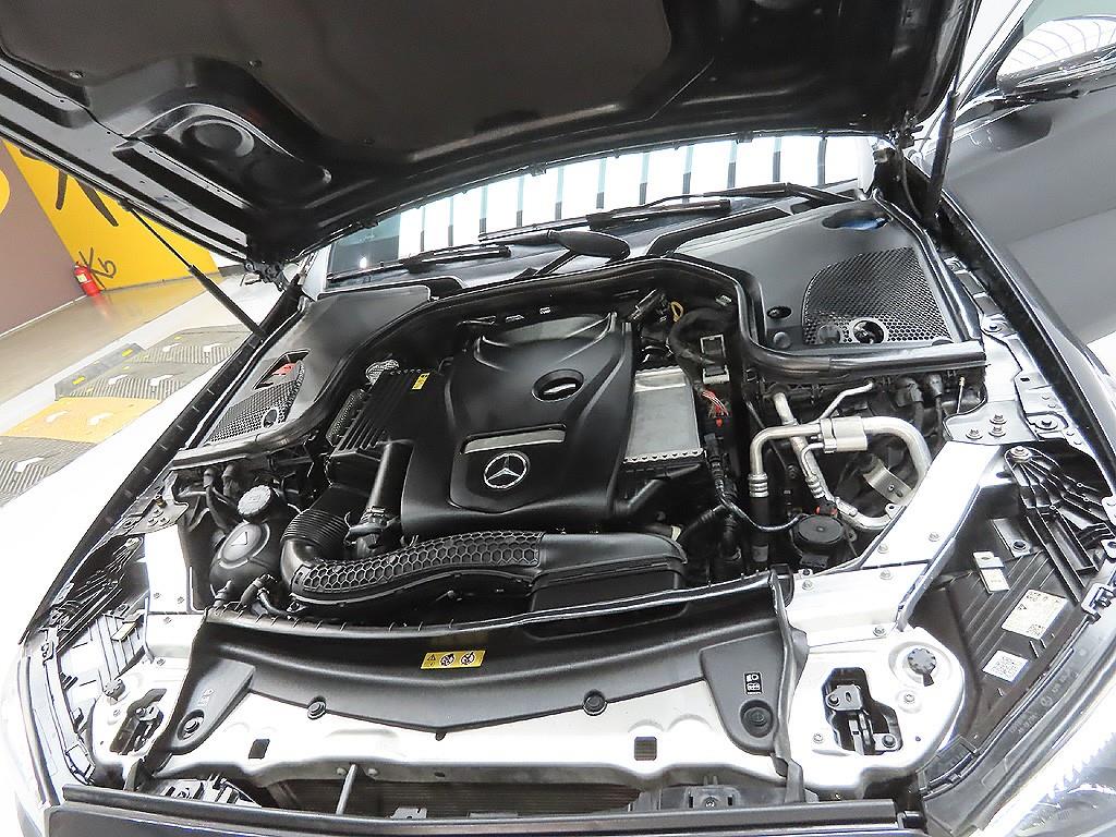 Mercedes Benz E class 2022 Gris - Importación desde Corea - HF Imports Iquique - Foto 8