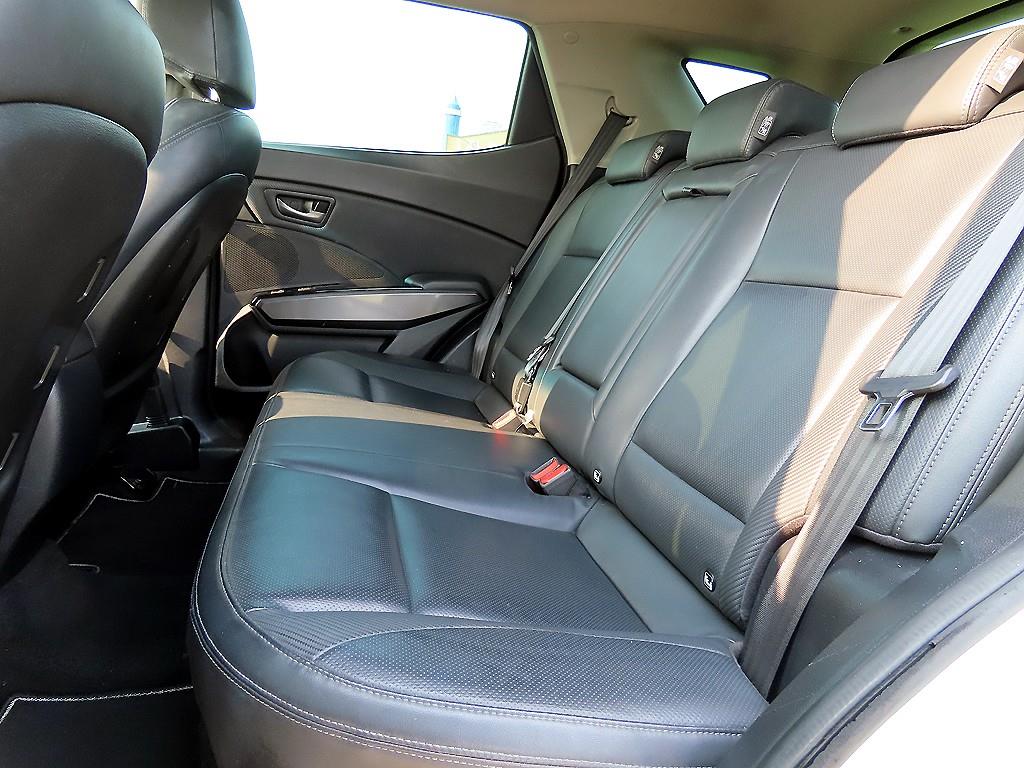 Ssangyong Tivoli - Vista 6