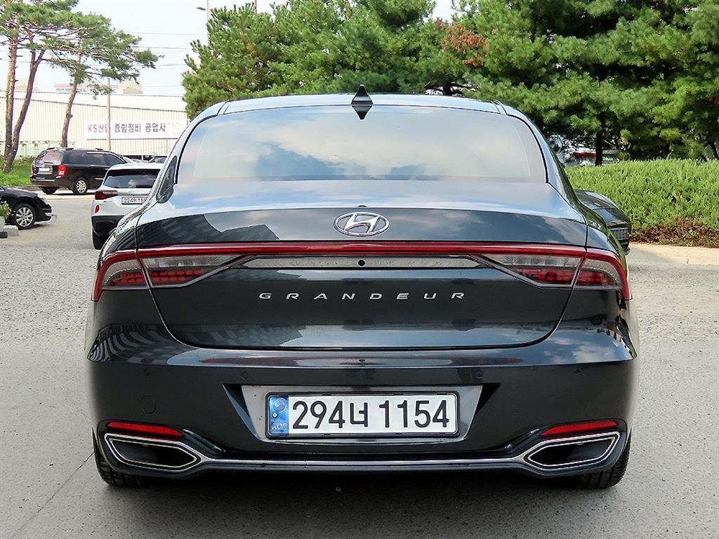 HYUNDAI Grandeur - Vista 4