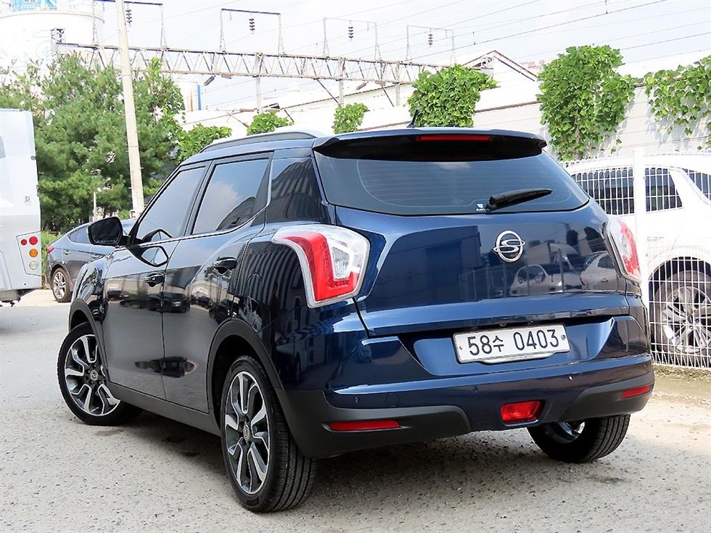 Ssangyong Tivoli - Vista 3