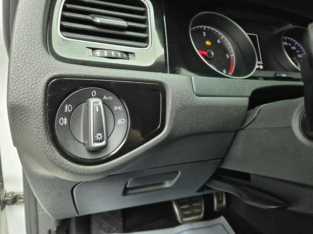 Volkswagen Golf 2014 Blanco - Importación desde Corea - HF Imports Iquique - Foto 16