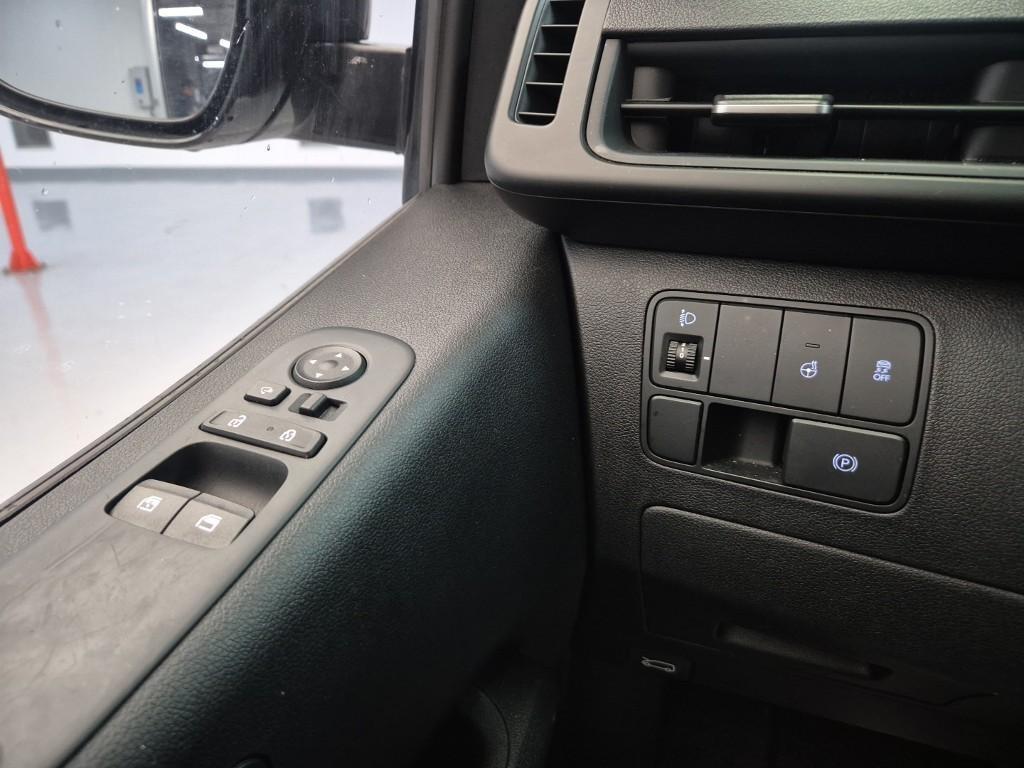 HYUNDAI Staria 2022 Blanco - Importación desde Corea - HF Imports Iquique - Foto 17