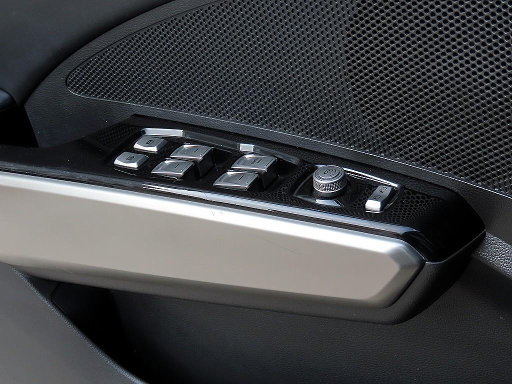 Ssangyong Tivoli - Vista 11