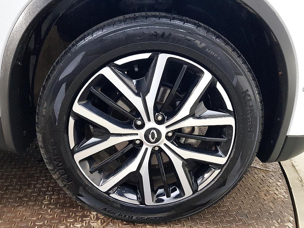 SAMSUNG QM6 2023 Blanco - Importación desde Corea - HF Imports Iquique - Foto 20