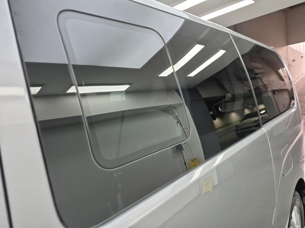 HYUNDAI Starex 2016 Plateado - Importación desde Corea - HF Imports Iquique - Foto 17