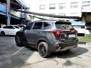 KIA Seltos - Vista 8