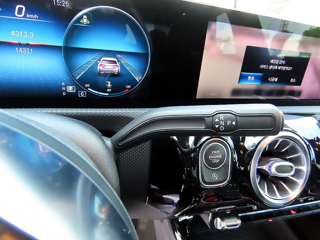 Mercedes Benz CLA Class - Vista 10